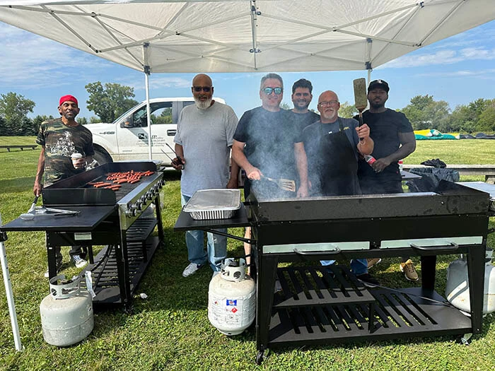 Volunteer 2 Spirit of God Fellowship Church in South Holland, IL