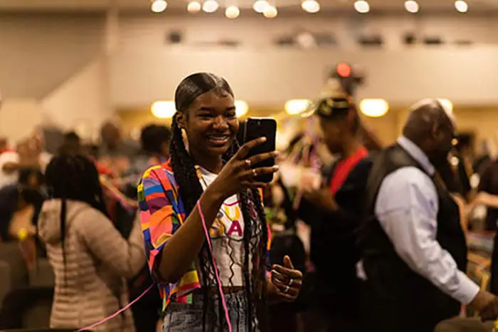 Volunteer 3 Spirit of God Fellowship Church in South Holland, IL