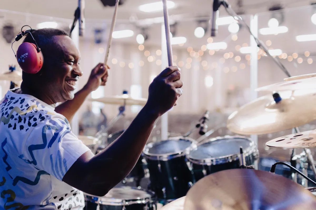 Worship Music Spirit of God Fellowship Church in South Holland, IL